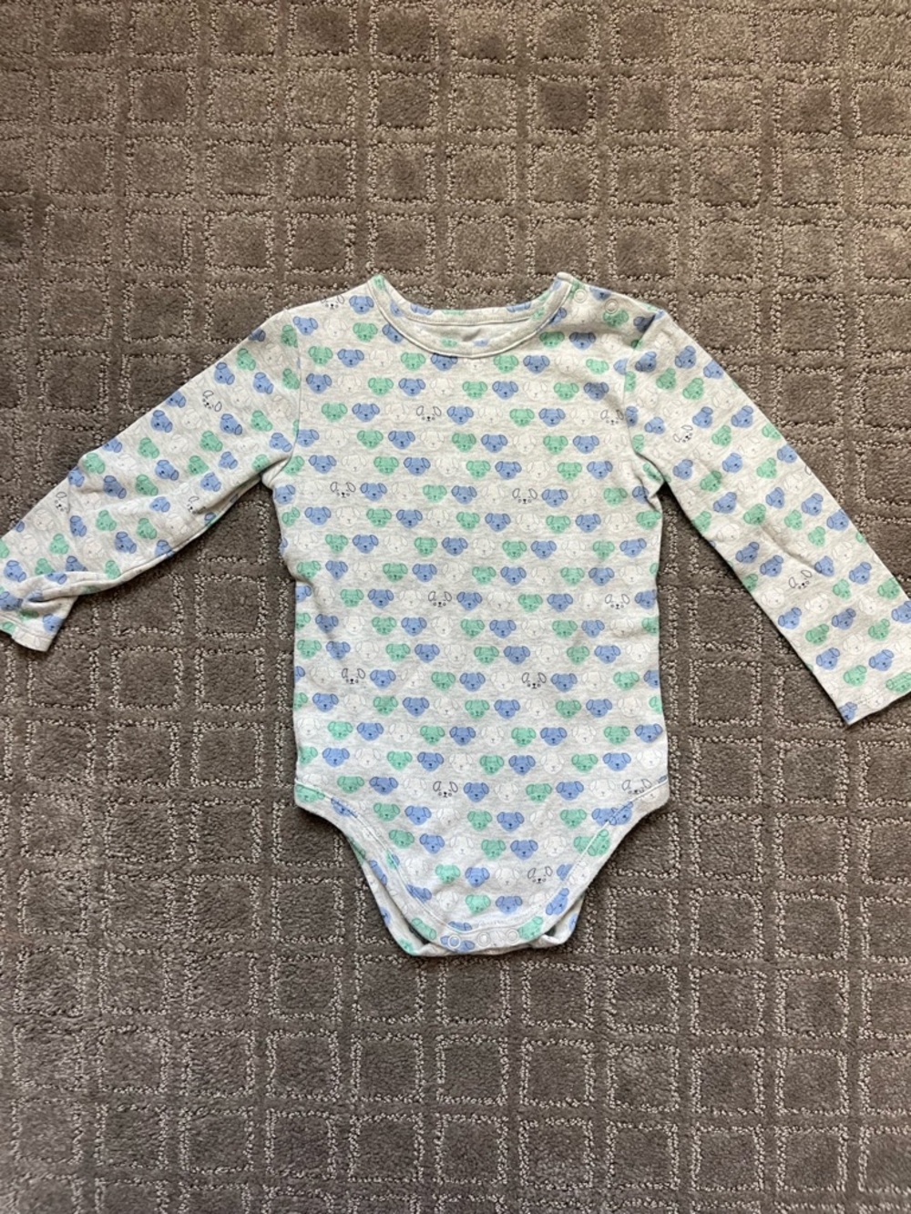 Janie & JackLong-Sleeve Baby One-Piece in Light Heather with Blue & Green dogs